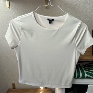 Express cream body contour tee